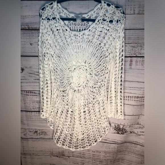 VENUS White Crochet Swim Coverup NWOT size S/M ☀️🔥☀️ - Picture 2 of 14